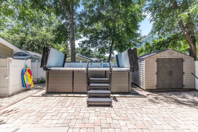 515 7th Ave. S, Surfside Beach, SC 29575