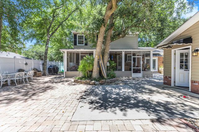 515 7th Ave. S, Surfside Beach, SC 29575