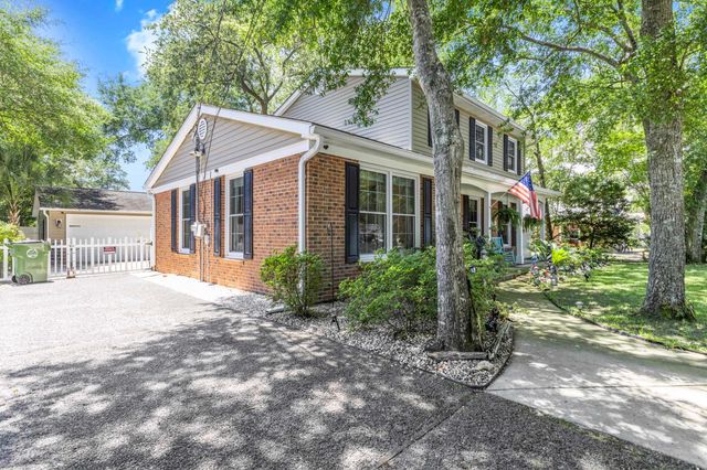 515 7th Ave. S, Surfside Beach, SC 29575