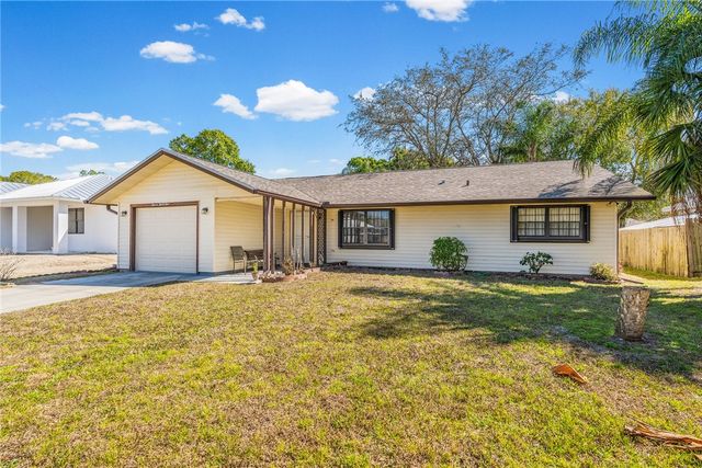 1134 37th Avenue SW, Vero Beach, FL 32968