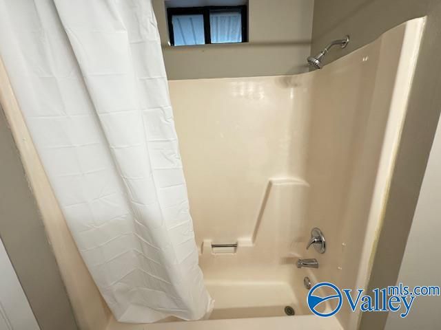 2940 Hood Road J, Huntsville, AL 35805