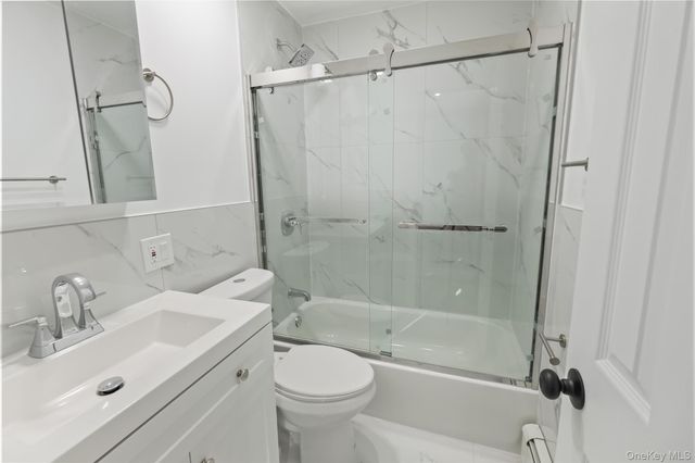 21704 135th Avenue, Springfield Gardens, NY 11413