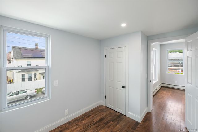 21704 135th Avenue, Springfield Gardens, NY 11413