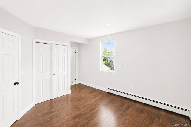 21704 135th Avenue, Springfield Gardens, NY 11413