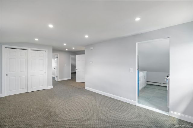 21704 135th Avenue, Springfield Gardens, NY 11413