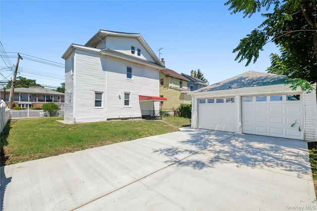 21704 135th Avenue, Springfield Gardens, NY 11413