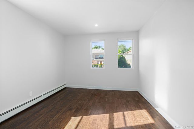 21704 135th Avenue, Springfield Gardens, NY 11413
