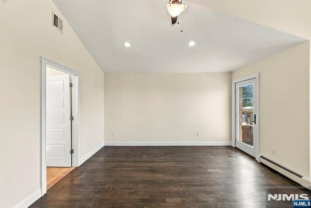 125 Edsall Boulevard B, Palisades Park, NJ 07650