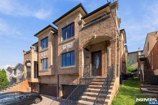 125 Edsall Boulevard B, Palisades Park, NJ 07650