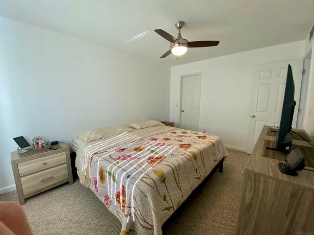 17436 Utica Oaks Lane, Roseville, MI 48066