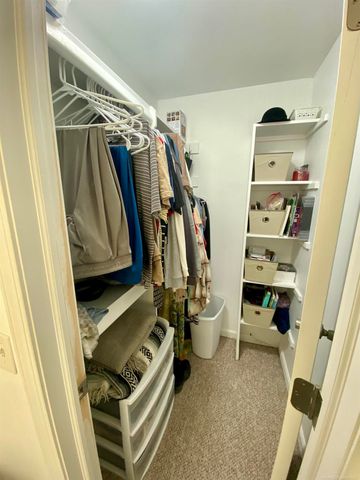 17436 Utica Oaks Lane, Roseville, MI 48066