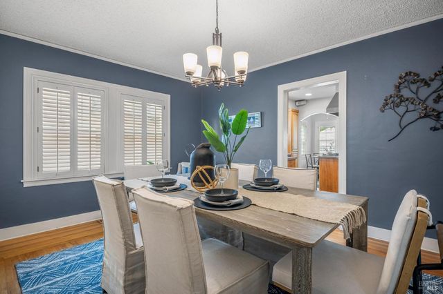 909 Slater St, Santa Rosa, CA 95404