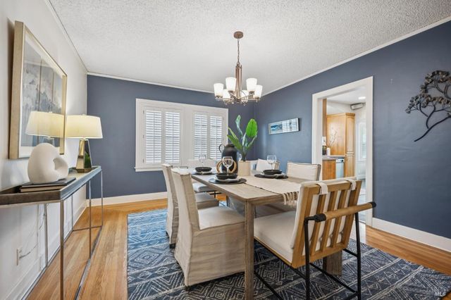 909 Slater St, Santa Rosa, CA 95404