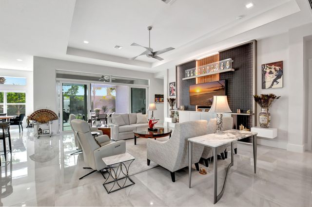 9828 Pecorino Isle, Boynton Beach, FL 33473