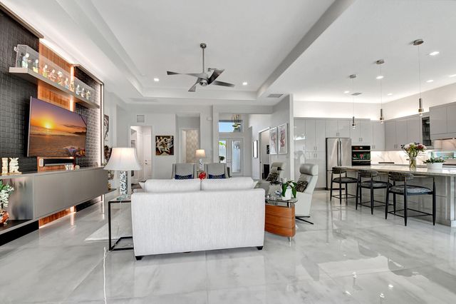 9828 Pecorino Isle, Boynton Beach, FL 33473