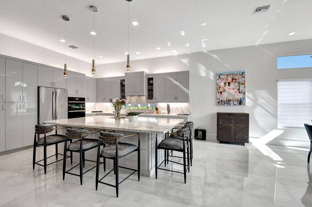 9828 Pecorino Isle, Boynton Beach, FL 33473