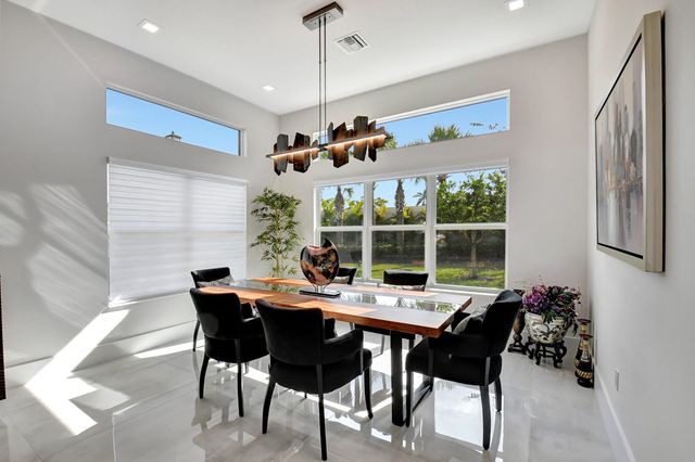 9828 Pecorino Isle, Boynton Beach, FL 33473