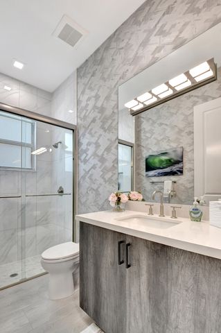 9828 Pecorino Isle, Boynton Beach, FL 33473