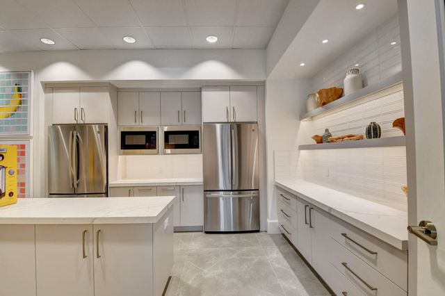 9828 Pecorino Isle, Boynton Beach, FL 33473