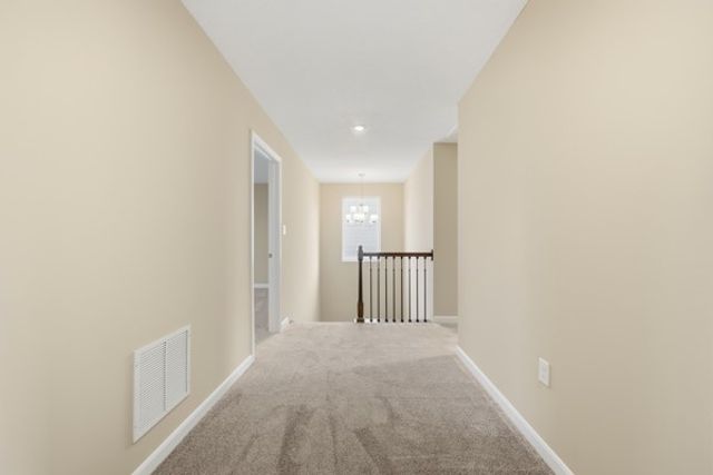 510 Gardenia Dr, Rostraver, PA 15012