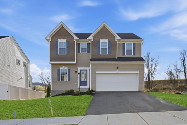 510 Gardenia Dr, Rostraver, PA 15012