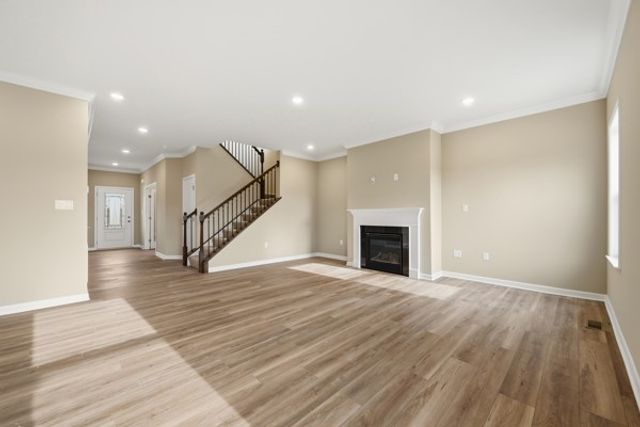 510 Gardenia Dr, Rostraver, PA 15012