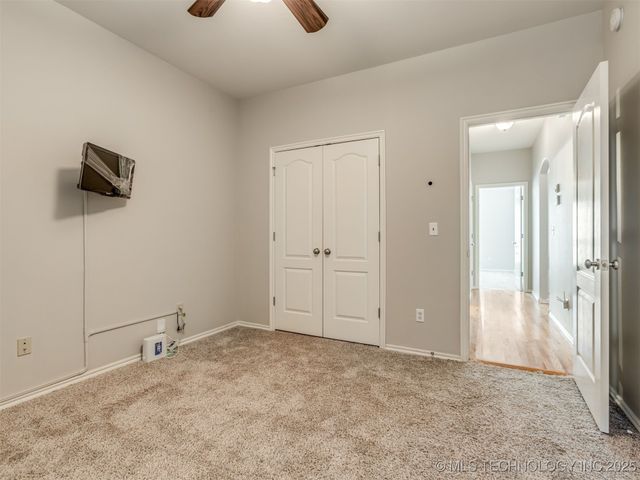 203 E 125th Place S, Jenks, OK 74037