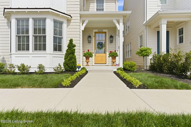 6222 St Bernadette Ave, Prospect, KY 40059