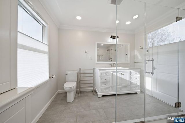 19 Blueberry Court, Mahwah, NJ 07430