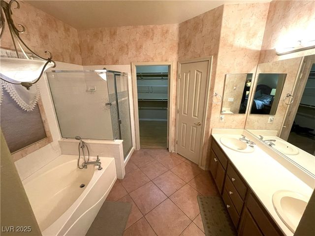 3562 Driving Range Street, Las Vegas, NV 89122