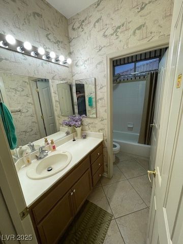 3562 Driving Range Street, Las Vegas, NV 89122