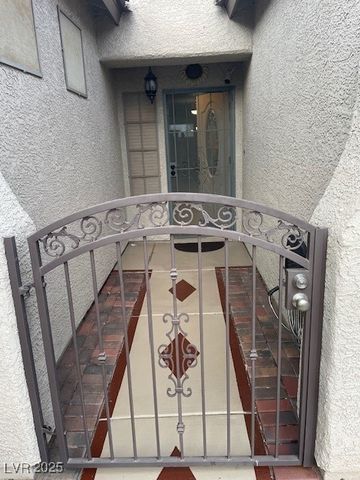 3562 Driving Range Street, Las Vegas, NV 89122