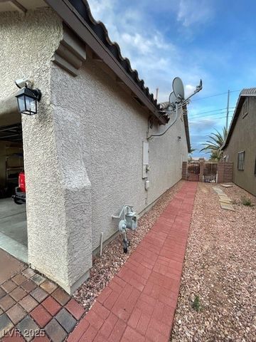 3562 Driving Range Street, Las Vegas, NV 89122