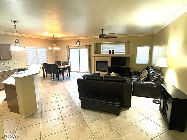 3562 Driving Range Street, Las Vegas, NV 89122