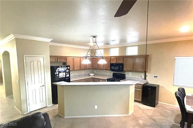 3562 Driving Range Street, Las Vegas, NV 89122