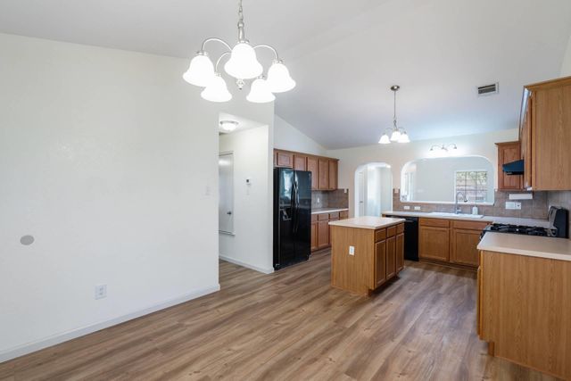 5911 Steiner, Kyle, TX 78640