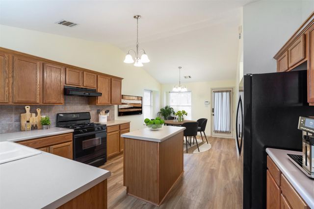 5911 Steiner, Kyle, TX 78640