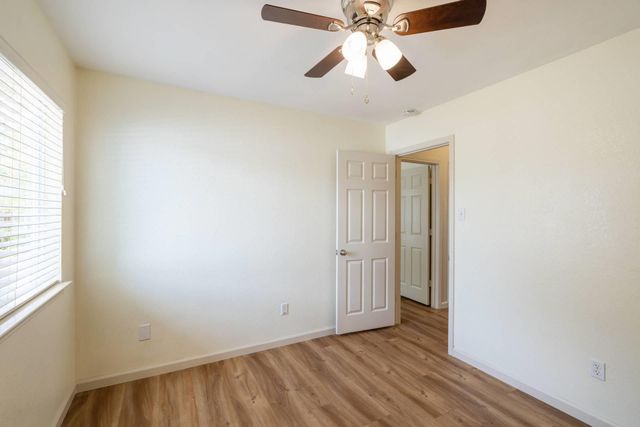 5911 Steiner, Kyle, TX 78640