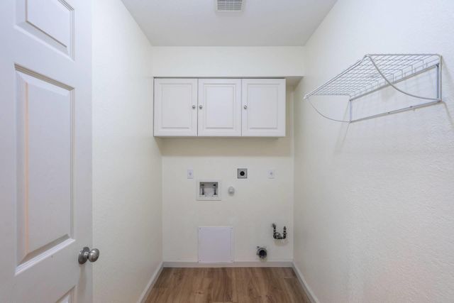 5911 Steiner, Kyle, TX 78640