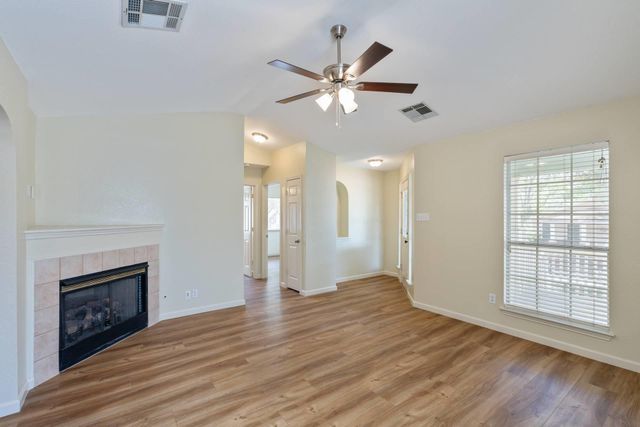 5911 Steiner, Kyle, TX 78640