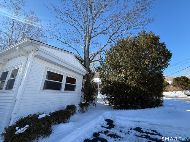28 Woodland Trail, Killingworth, CT 06419