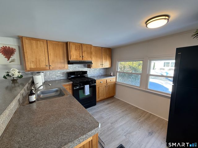 28 Woodland Trail, Killingworth, CT 06419