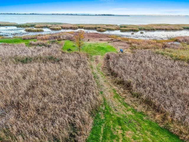 4132 BAYSIDE ROAD, Suamico, WI 54173