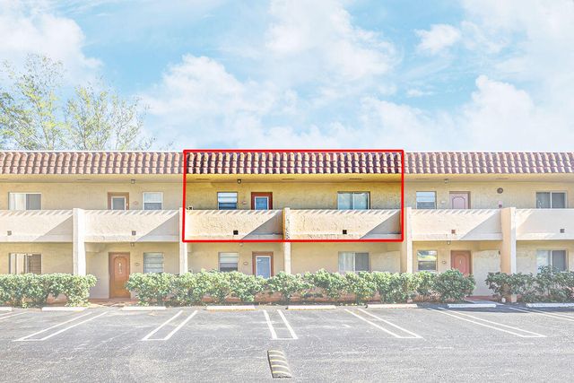 829 Camino Road 206-c, Delray Beach, FL 33445