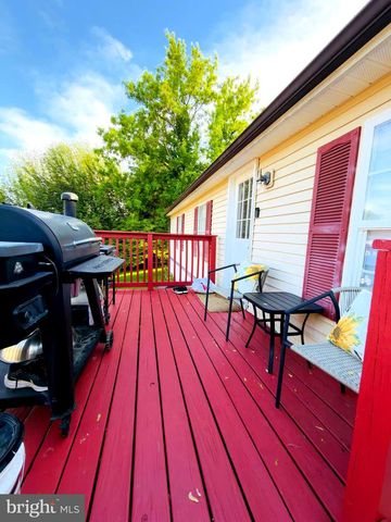 105 FIELDBRIDGE CT, Lancaster, PA 17603