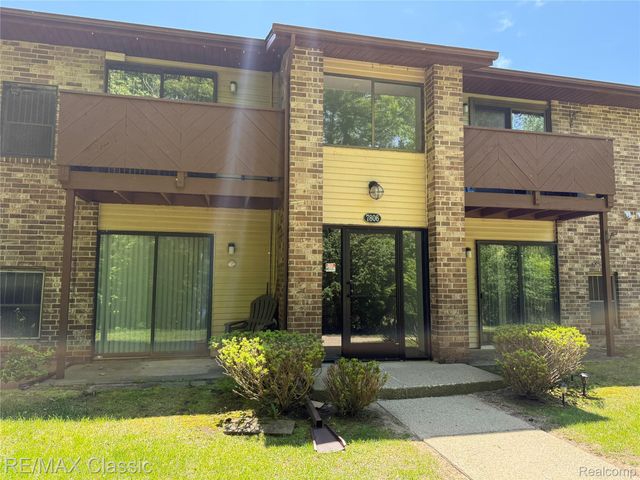 7806 Manor Circle 203, Westland, MI 48185