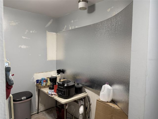 781 W LANCASTER ROAD B37, Orlando, FL 32809