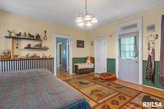 17124 Engle Street, Athens, IL 62613