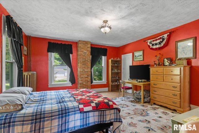 17124 Engle Street, Athens, IL 62613