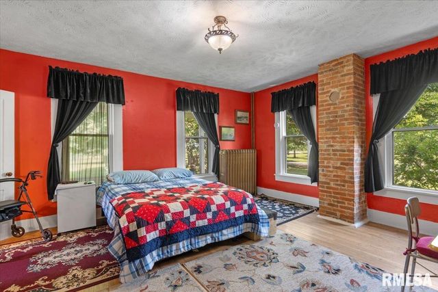 17124 Engle Street, Athens, IL 62613